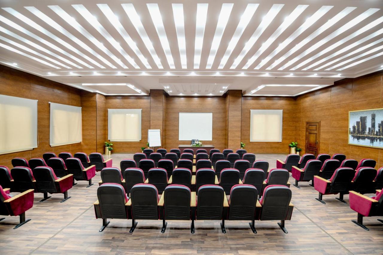 Tolip Gardens Hotel Kairo Exterior foto The auditorium