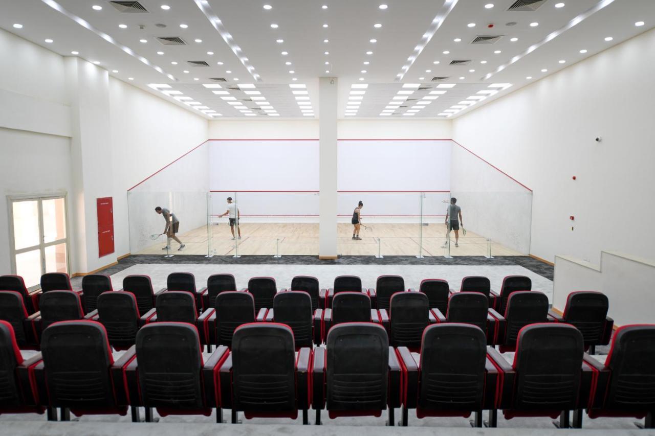 Tolip Gardens Hotel Kairo Exterior foto Squash courts