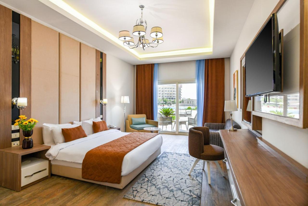 Tolip Gardens Hotel Kairo Exterior foto Deluxe Room