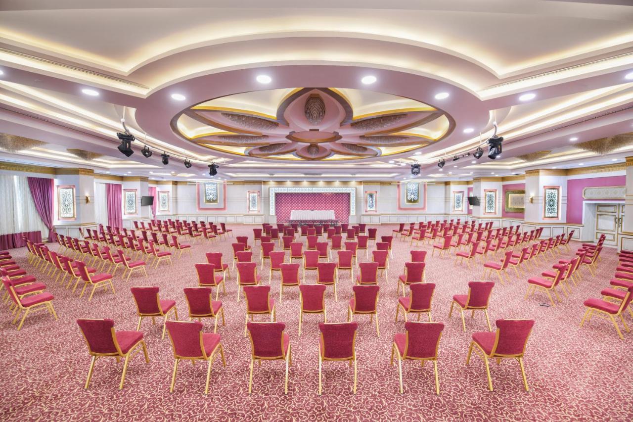 Tolip Gardens Hotel Kairo Exterior foto The Lotus Ballroom